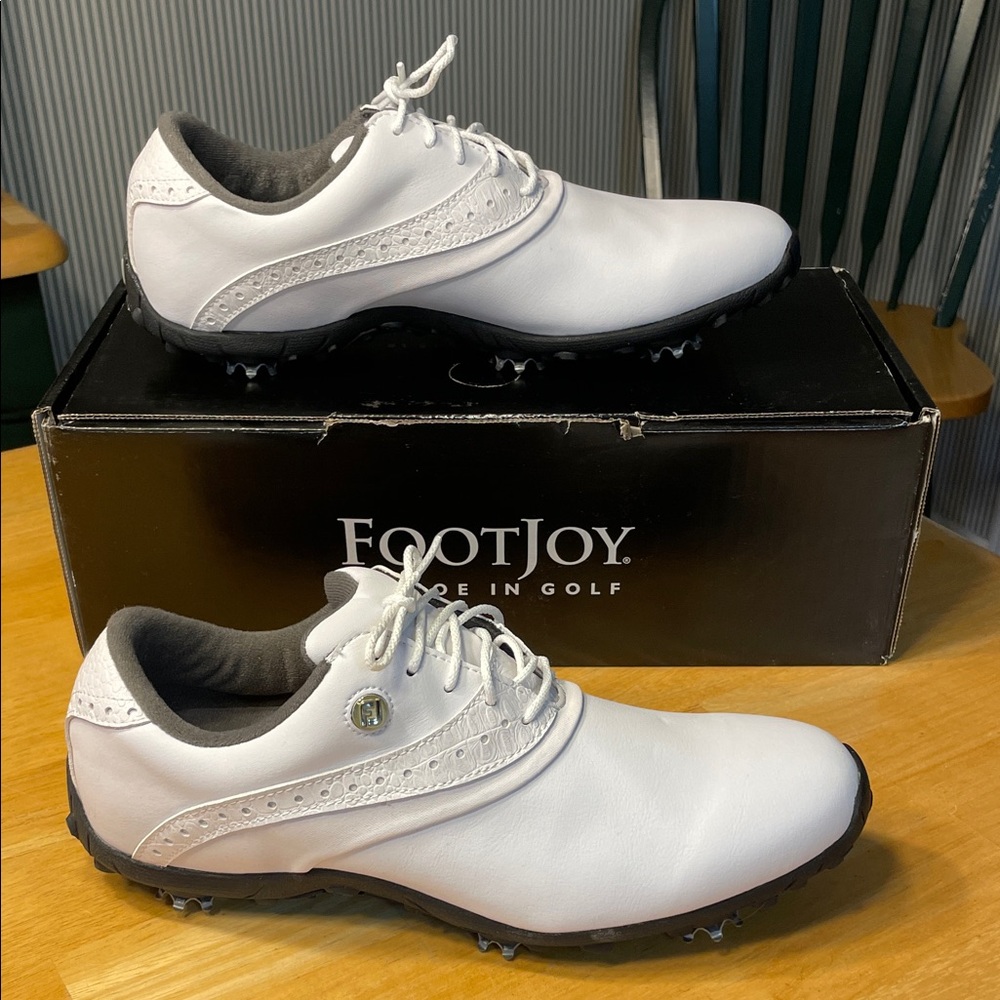 FootJoy White and Black Women’s Narrow Golf Shoes - Picture 2 of 9